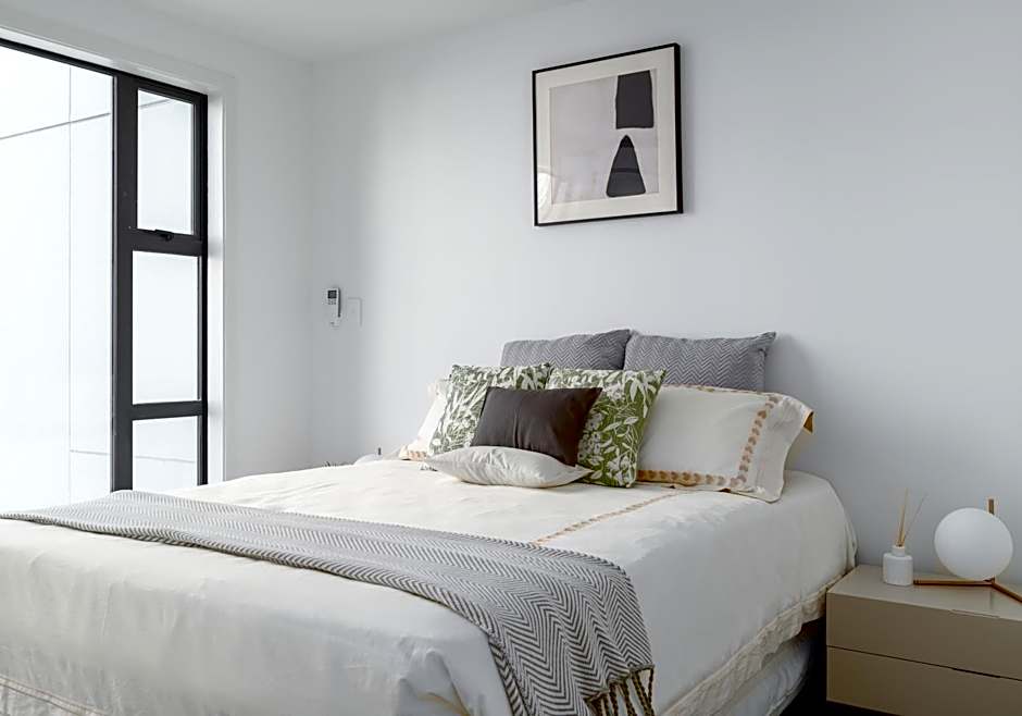 Sunrise Garden Suites