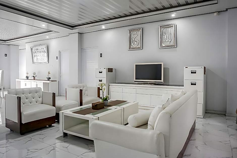 Capital O 93794 Athallah Homestay Syariah