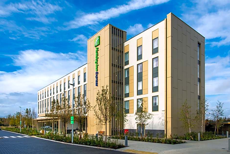 Holiday Inn Express Bicester By IHG