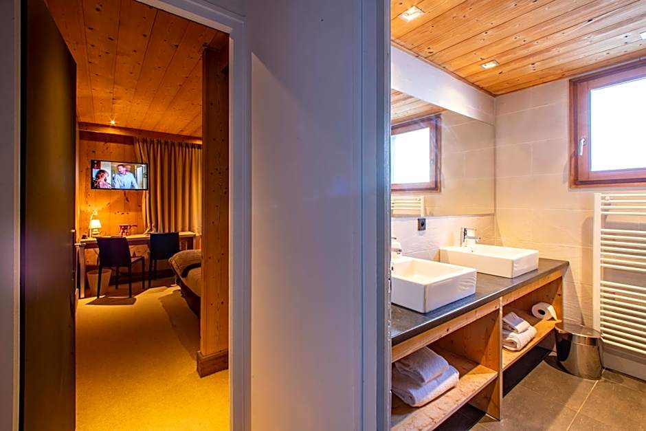 Chalet-Hôtel Les Rhodos