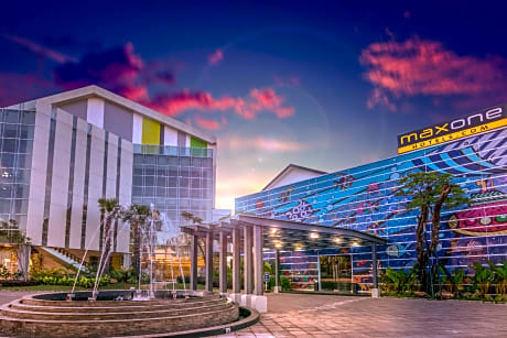 MaxOneHotels.com @ Resort Makassar