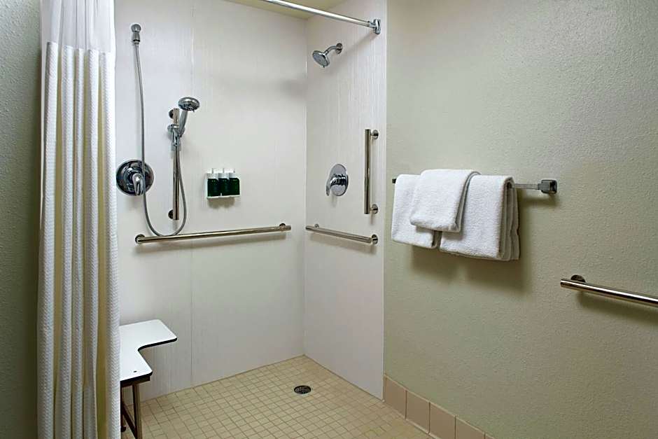 Courtyard by Marriott Greensboro