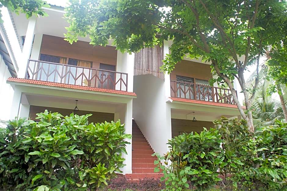 Hotel Exotica Squares