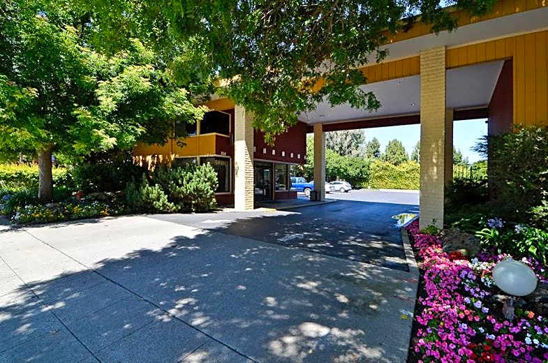 County Inn