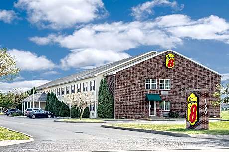 Super 8 Maumee/Toledo, OH