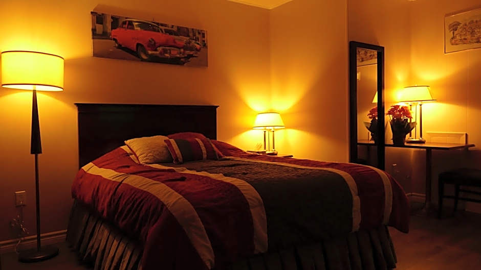 The White Horse Motel
