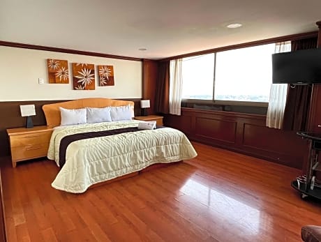 Suite with City View