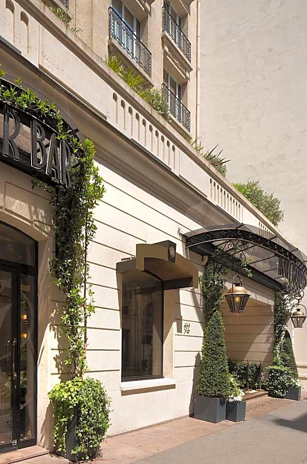 Rochester Champs-Elysees Hotel