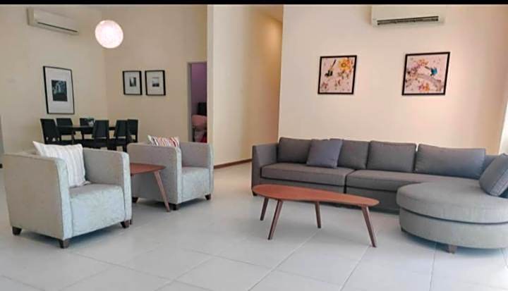 Sekinchan HighView Penthouse 15pax 5R5B 顶层公寓 看海 看稻田景