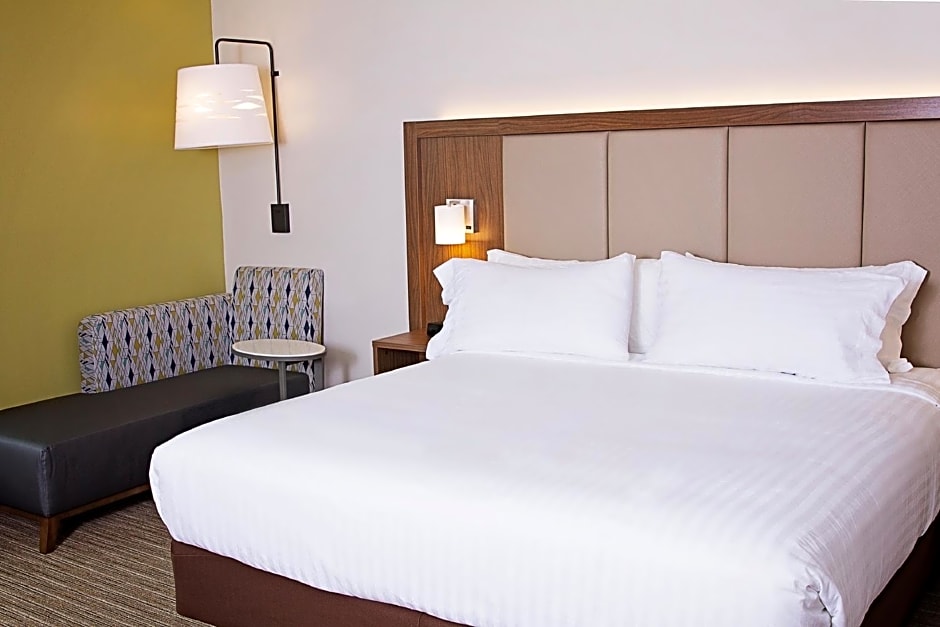 Holiday Inn Express & Suites Greenwood North By IHG