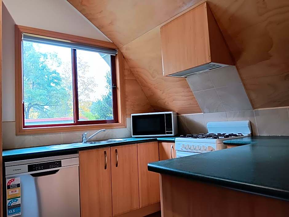 Mallacoota's Shady Gully Caravan Park