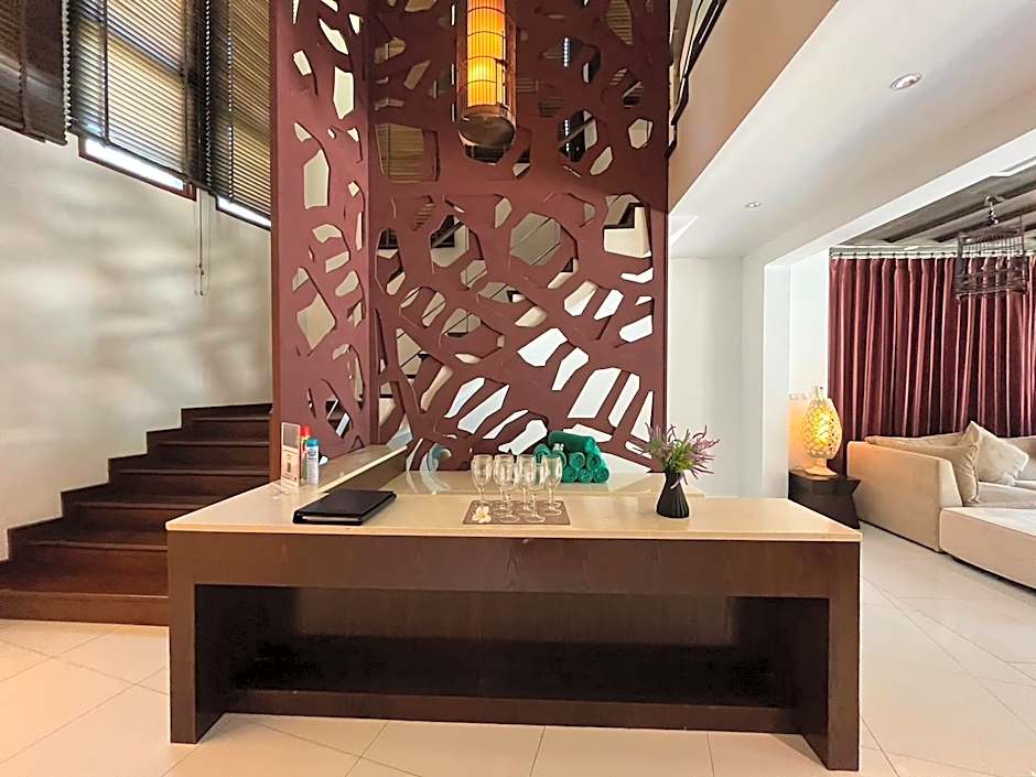 Amatapura Beach Villa 1, SHA Certified