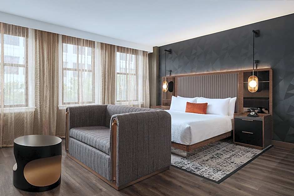 Photo 1 of 6 of Deluxe 1 King Bed, Mobility Accessible, Bathtub