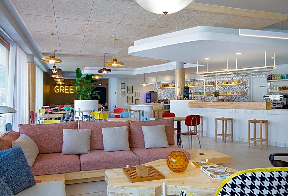 greet hotel Salon de Provence