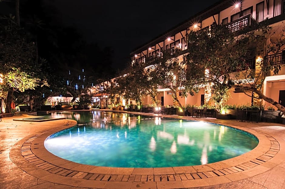 Surya Kencana Seaside Hotel