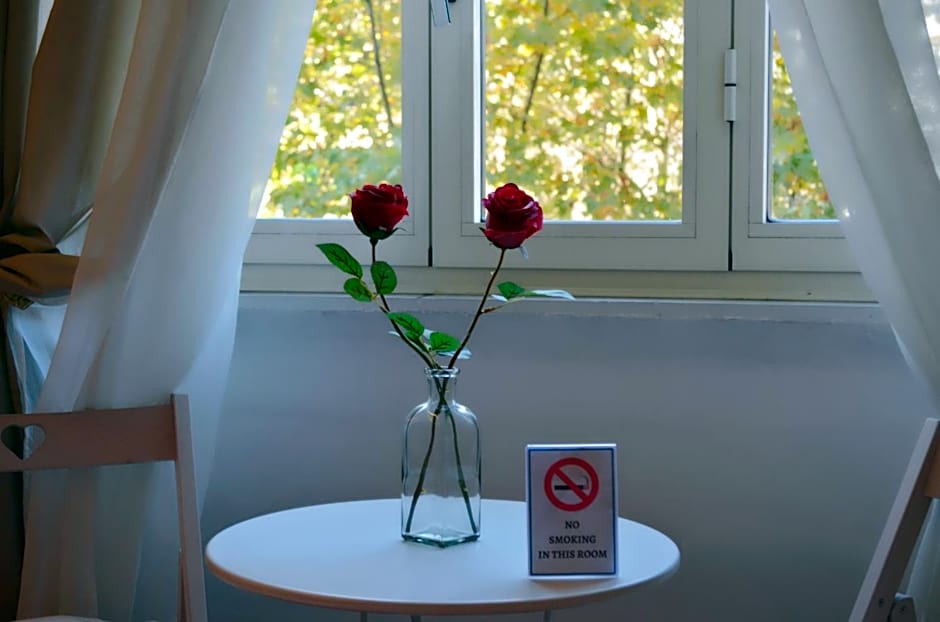 Moonlight Inn Guesthouse