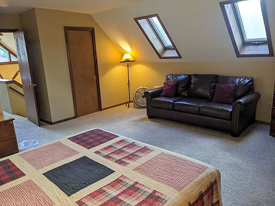 Rough Cut Lodge