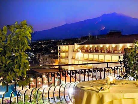 Delta Hotels by Marriott Giardini Naxos