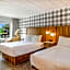 Travelodge by Wyndham Niagara Falls at the Falls