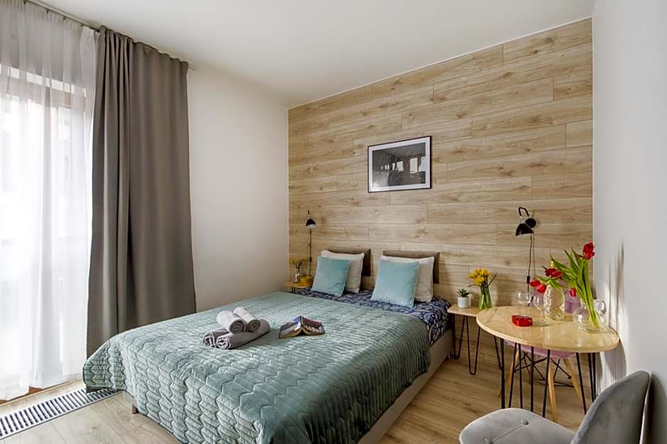 Aparthotel Pawia Deluxe- 10 min to center, self check-in, optional breakfest, parking on the street