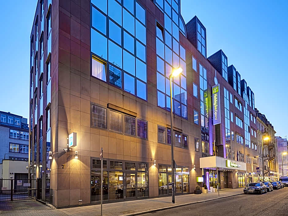 Premier Inn Frankfurt City Centre