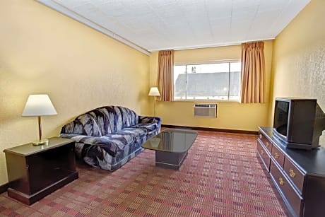 1 King Bed Mobility Mobility Accessible Room Smoking