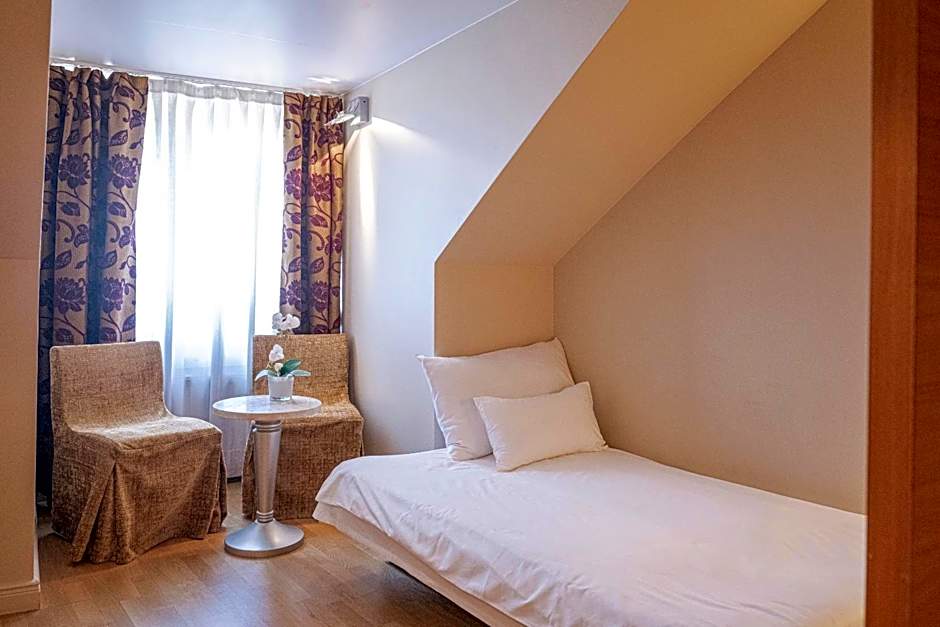 Opera Hotel