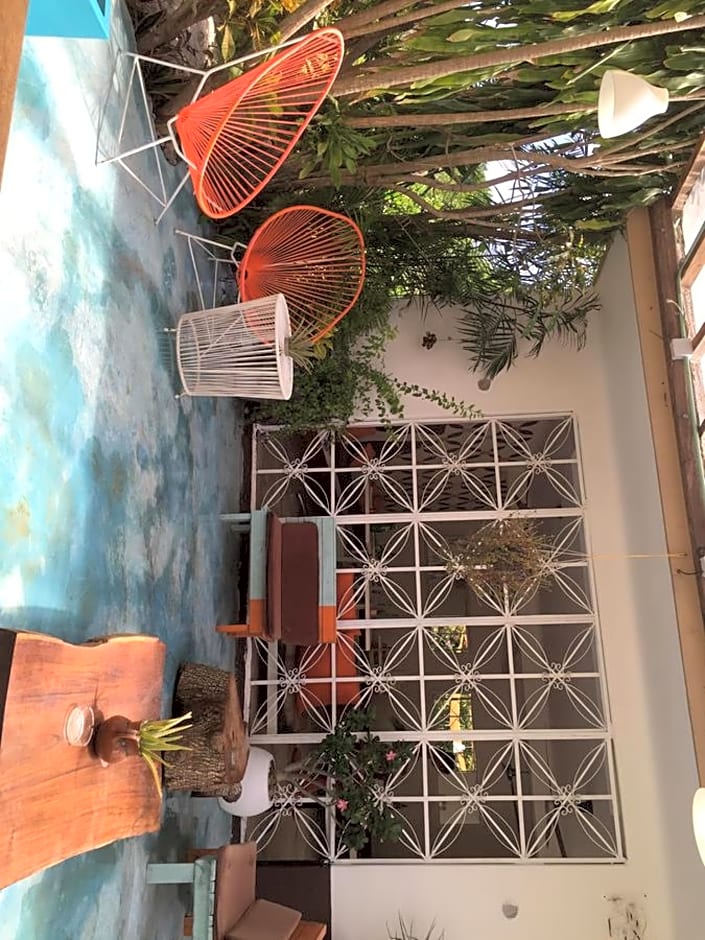 Teetotum hotel