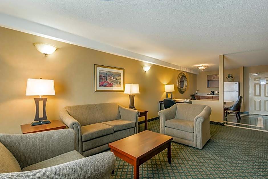 Clarion Hotel & Conference Centre Sherwood Park