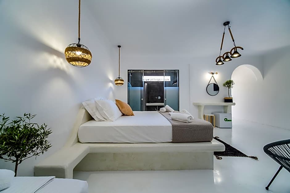 Amethyst Luxury Suites Oia