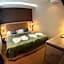 Hotel Stardust