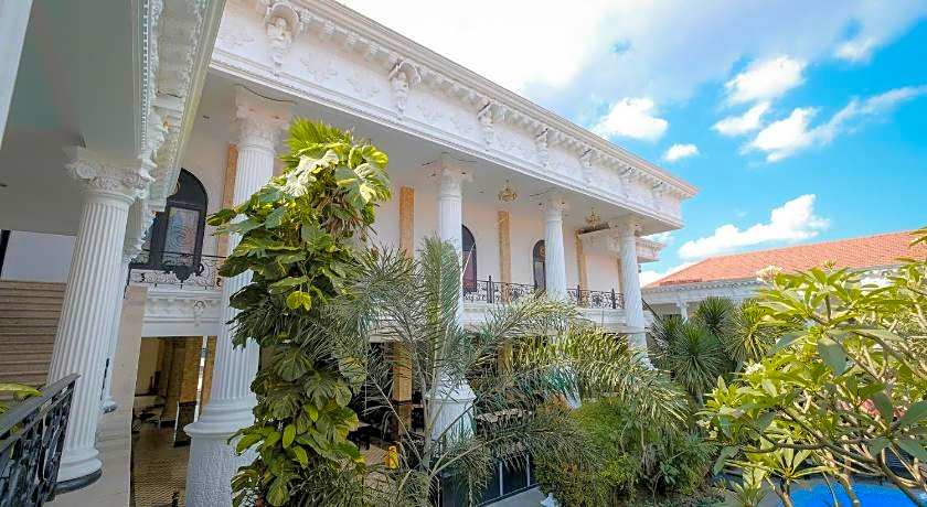 The Grand Palace Hotel Yogyakarta