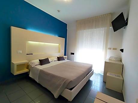 Hotel Desire'