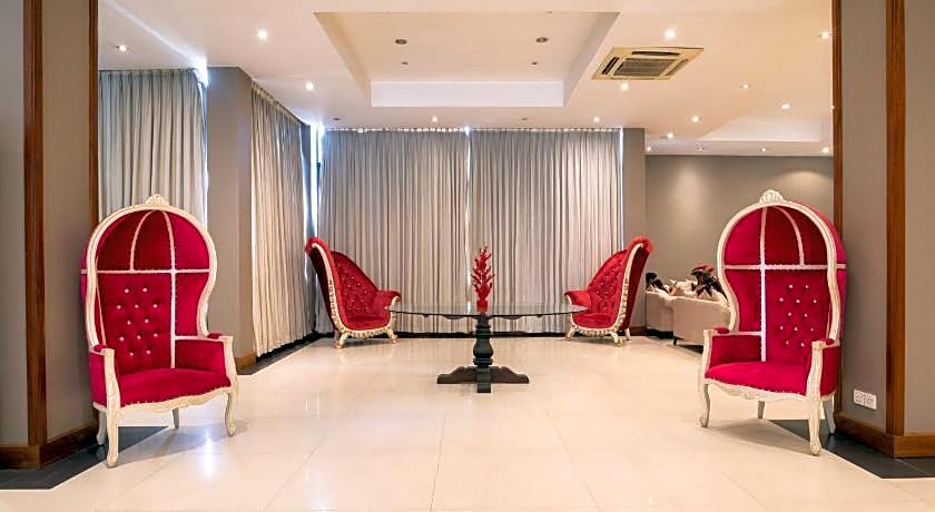Oak Ray Regency Hotel