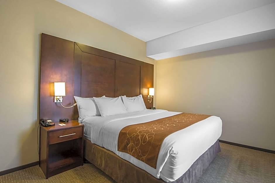 Comfort Suites Saskatoon