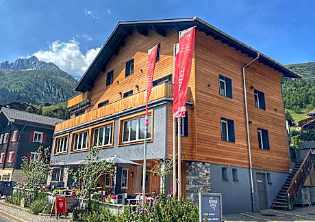 Mountain Lodge Sedrun