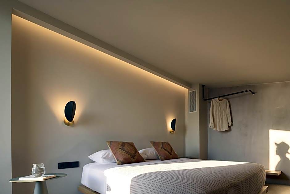 NERĒA Boutique Hotel