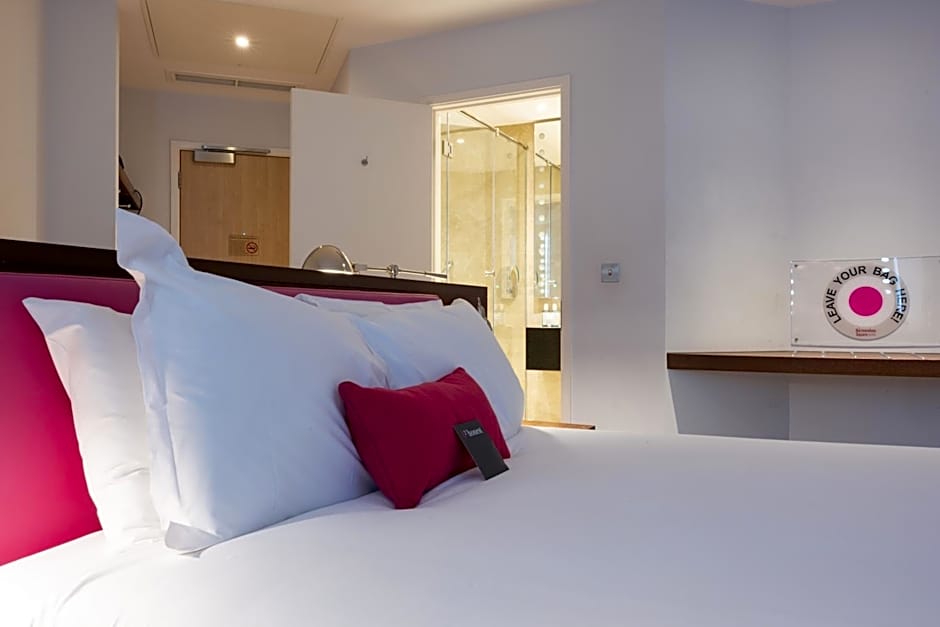 Bermondsey Square Hotel - A Bespoke Hotel