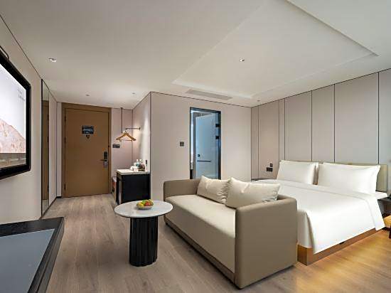 Atour Hotel Qidong Phoenix Hui Renmin West Road