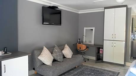 Deluxe Double Room with Extra Bed