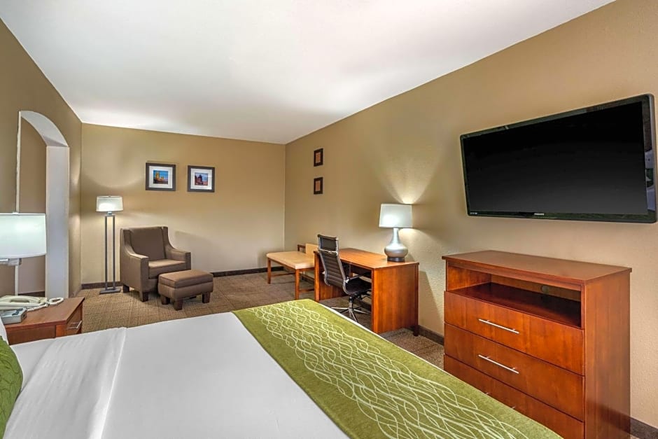 Comfort Inn & Suites Sacramento