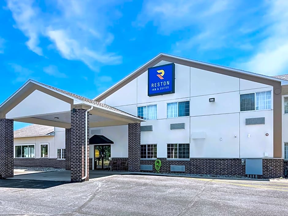 Reston Inn & Suites