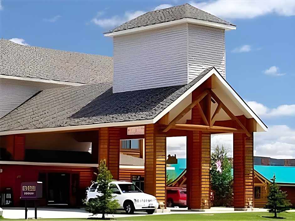 Yellowstone Lodge