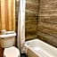 Americas Best Value Inn Wall