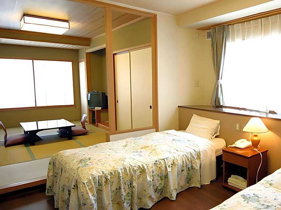 Ryokan Hakura