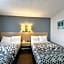 Econo Lodge Motel Village