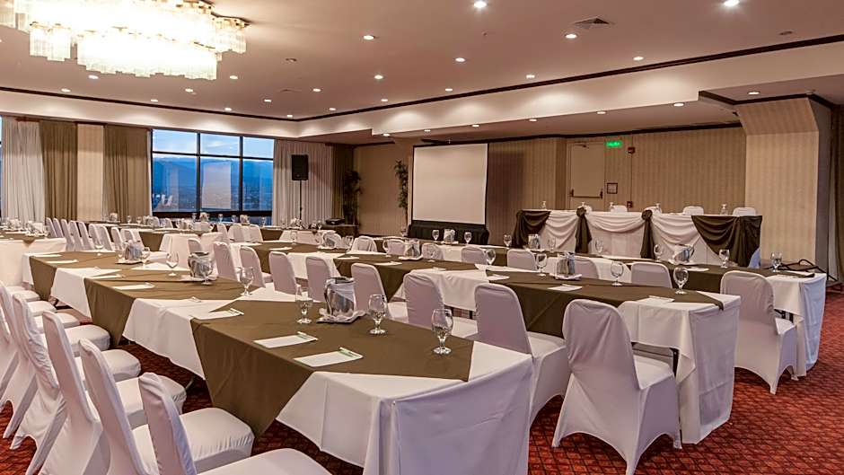 Delta Hotels by Marriott San Jose Aurola