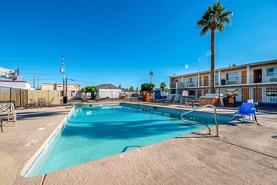 Rodeway Inn Phoenix North I-17