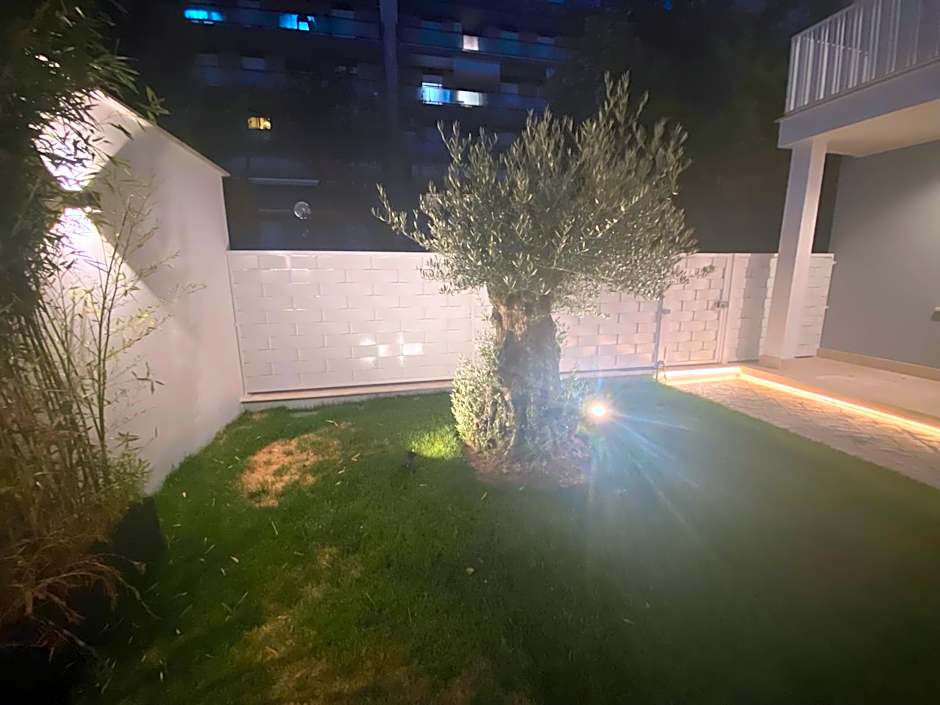 Grey House Guest House Luxury