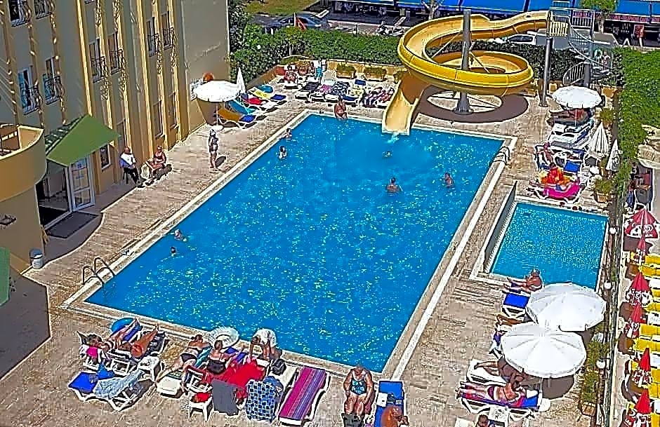 Kleopatra Beach Hotel